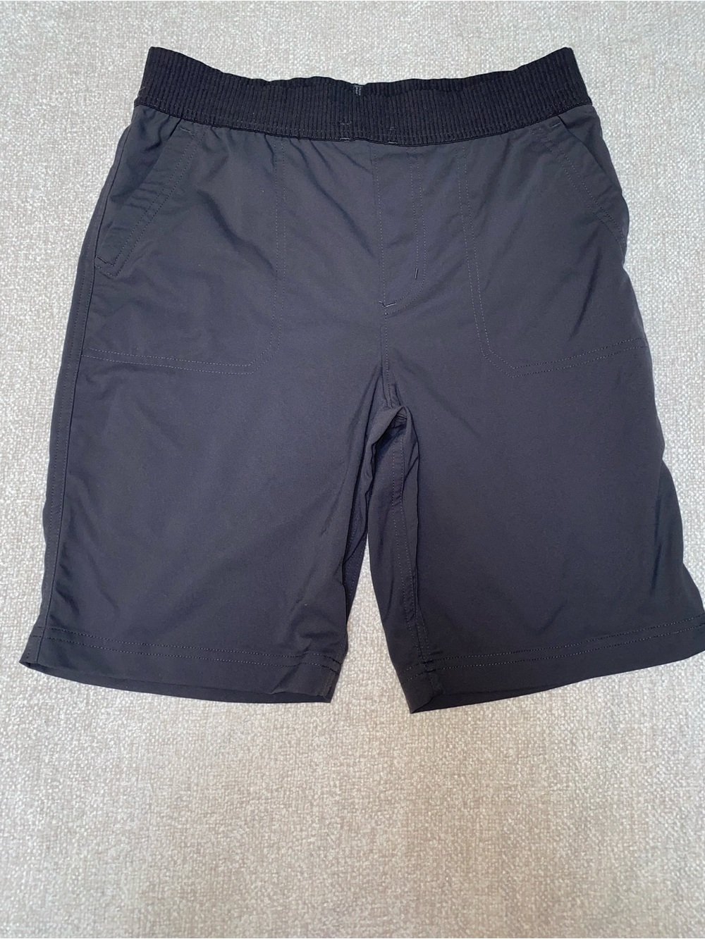 REI Boys Size 14 Athletic Outdoor Shorts Like New
